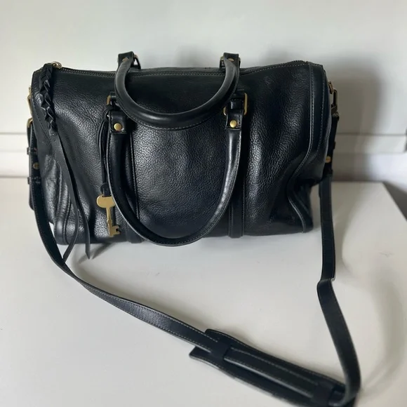 Fossil Black Leather Bag with Gold Zipper - Picture 3 of 6